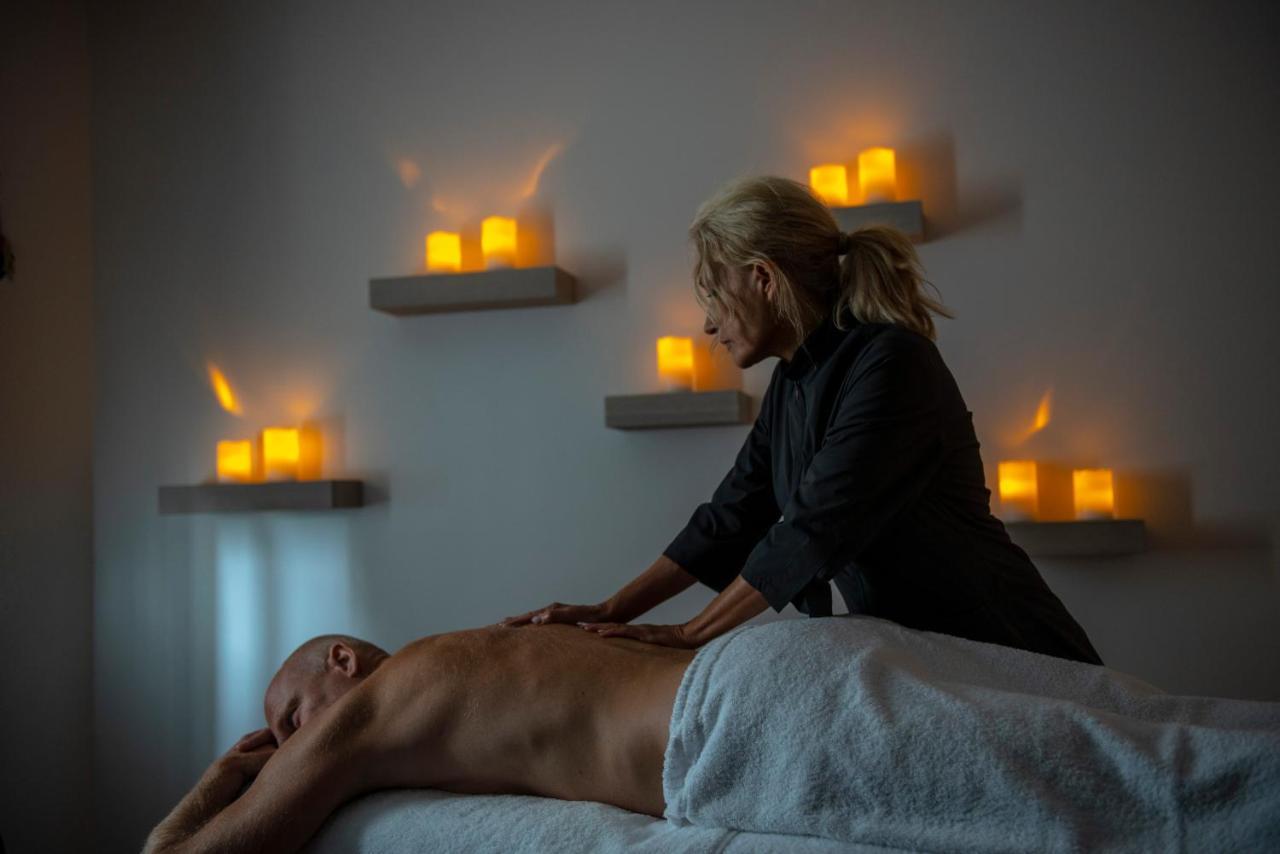 Hotel Rusthallargarden Arild Bagian luar foto