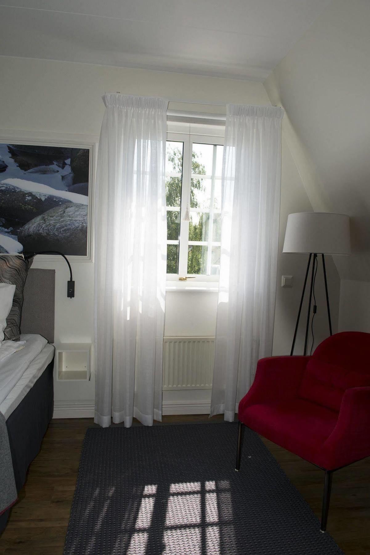 Hotel Rusthallargarden Arild Bagian luar foto